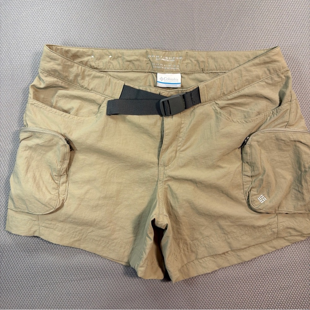 Columbia Omni-Shade Omni-Wick Shorts Women's Small Beige Belted Nylon size S